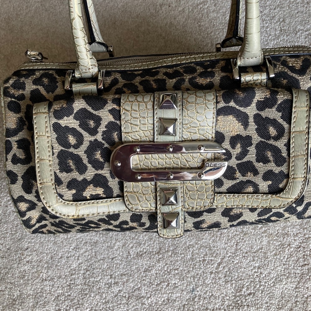 Guess purse